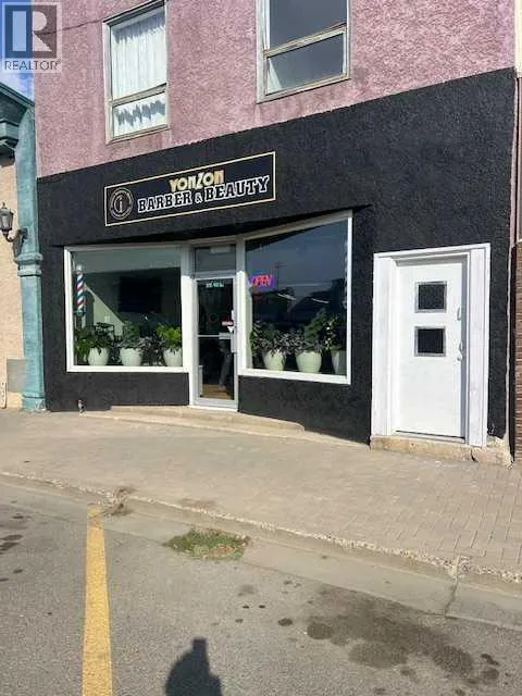 Commercial Mix for rent: 5215 48 Avenue, Taber, Alberta T1G 1S8
