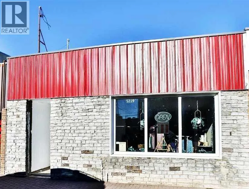 Commercial Mix for rent: 5219 48 Avenue, Taber, Alberta T1G 1S8