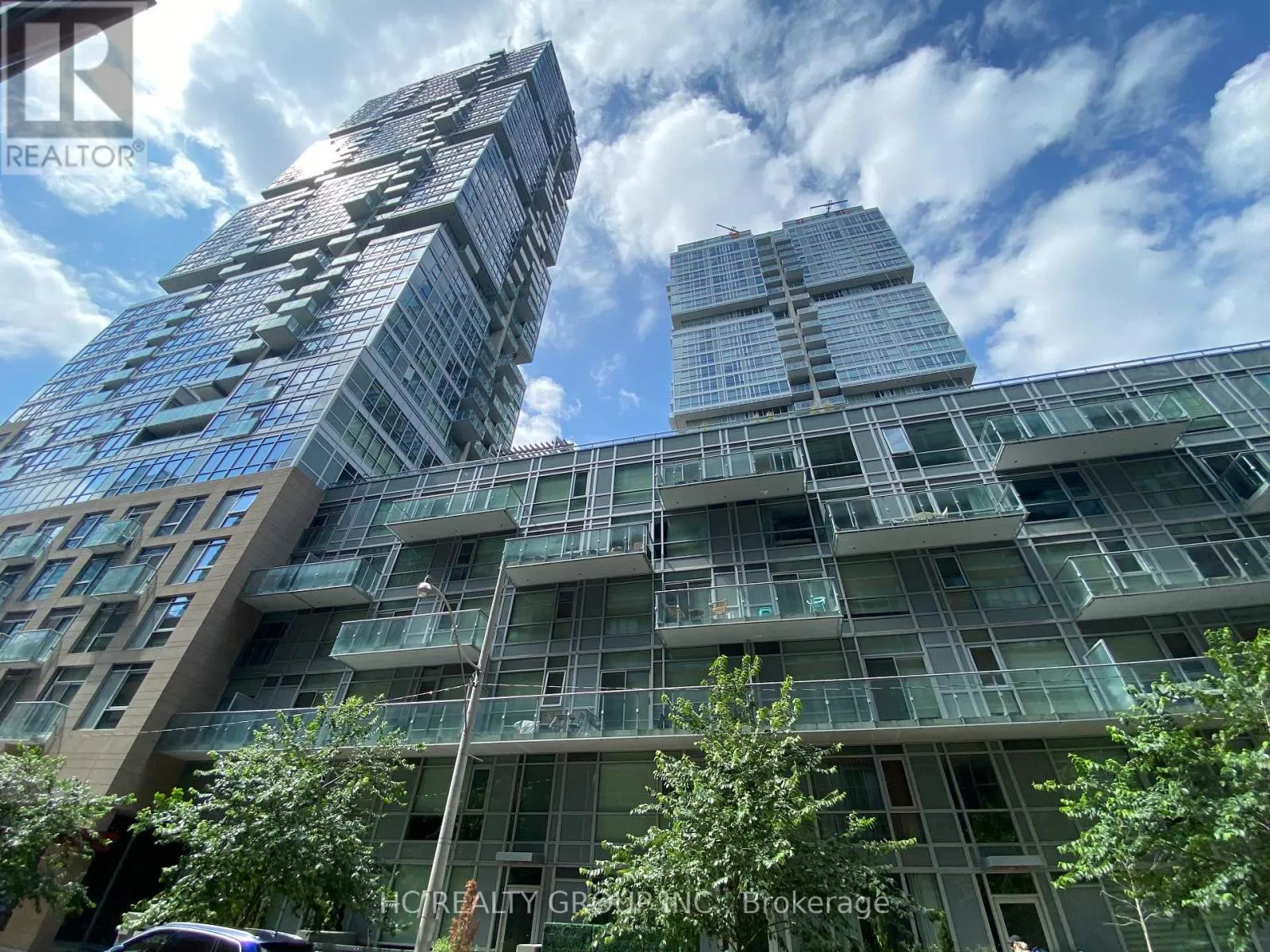 Apartment for rent: 522 - 30 Nelson Street, Toronto, Ontario M5V 0H5