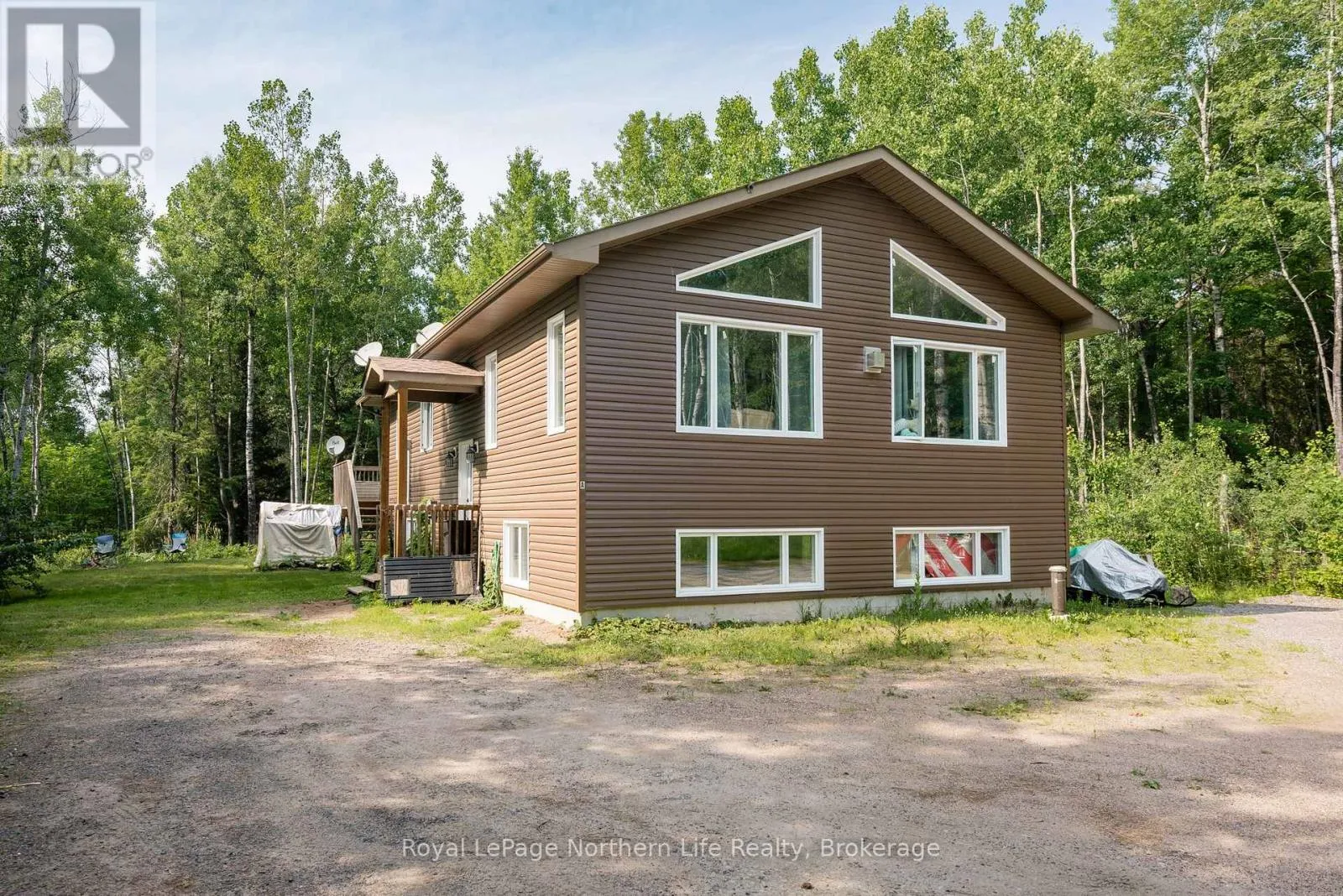 House for rent: 522 Hart Road, Callander, Ontario P0H 1H0