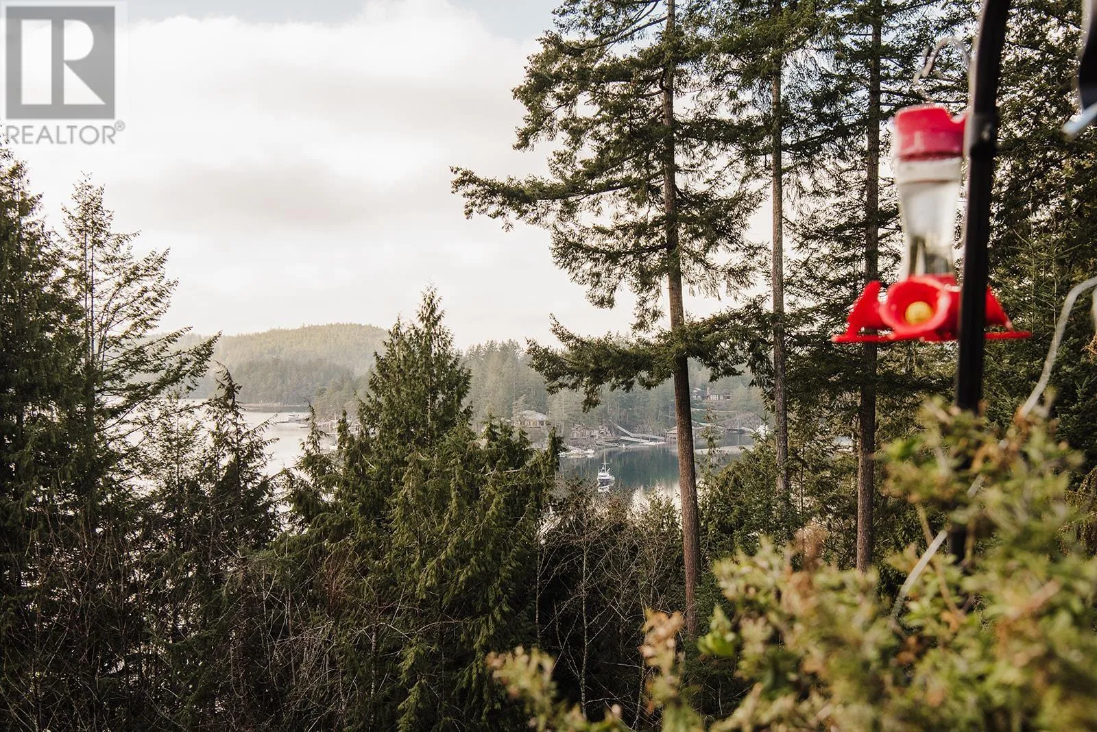 House for rent: 5220 Claydon Road, Garden Bay, British Columbia V0N 1S1