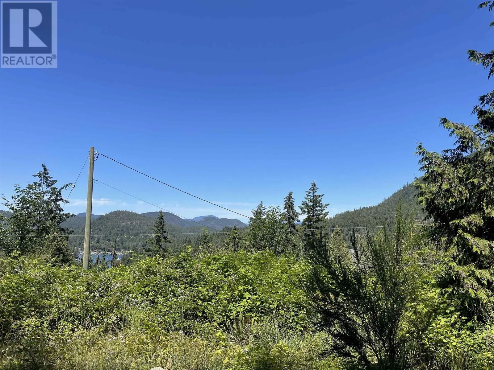 5232 Cecil Hill Road, Madeira Park, British Columbia V0N 2H0
