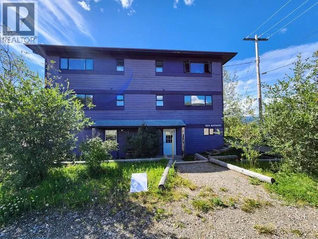 Duplex for rent: 524 Maynard Road, Faro, Yukon Y0B 1K0