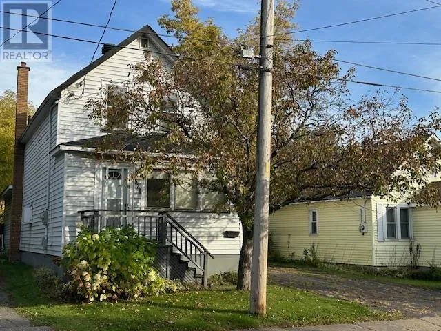 524 Northland Rd, Sault Ste. Marie, Ontario P6C 3N9