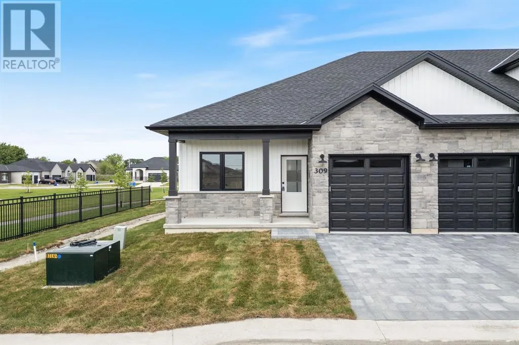 Row / Townhouse for rent: 525 Anise Lane, Sarnia, Ontario N7S 0B3