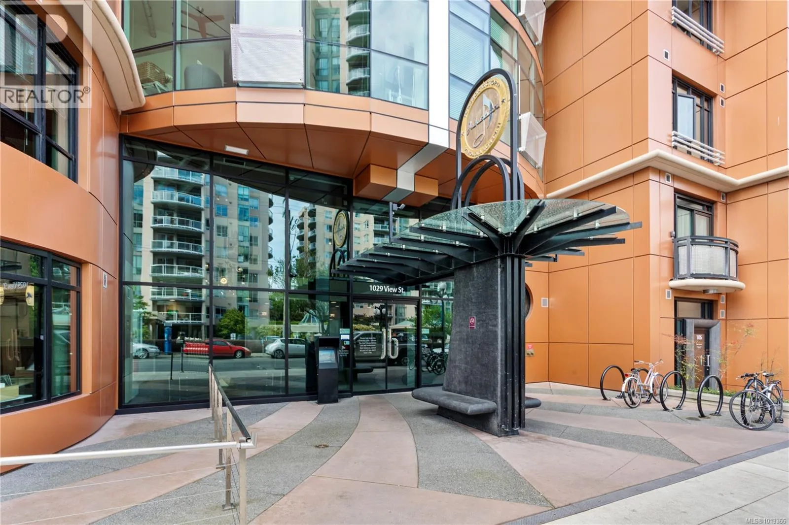 Apartment for rent: 526 1029 View St, Victoria, British Columbia V8V 0C9