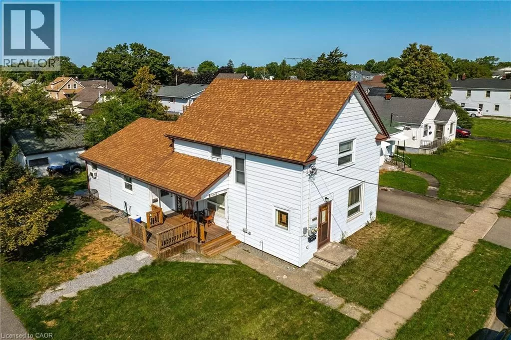 House for rent: 526 Steele Street, Port Colborne, Ontario L3K 4Y3