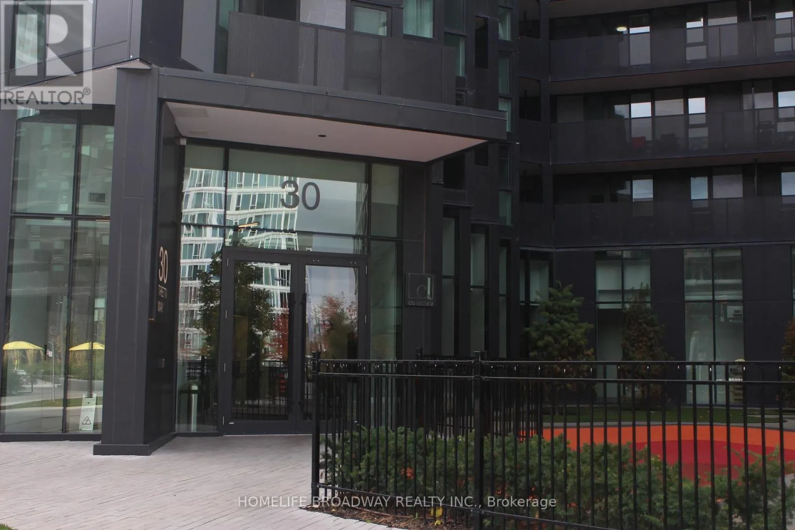 Apartment for rent: 528 - 30 Tretti Way, Toronto, Ontario M3H 0E3