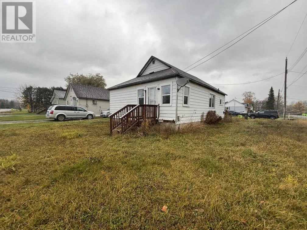 528 Brunswick Ave, Sault Ste. Marie, Ontario P6C 4E8