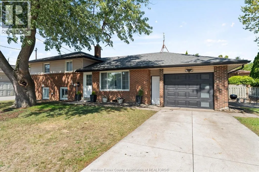 House for rent: 528 Sandison Street, Windsor, Ontario N9E 1R7