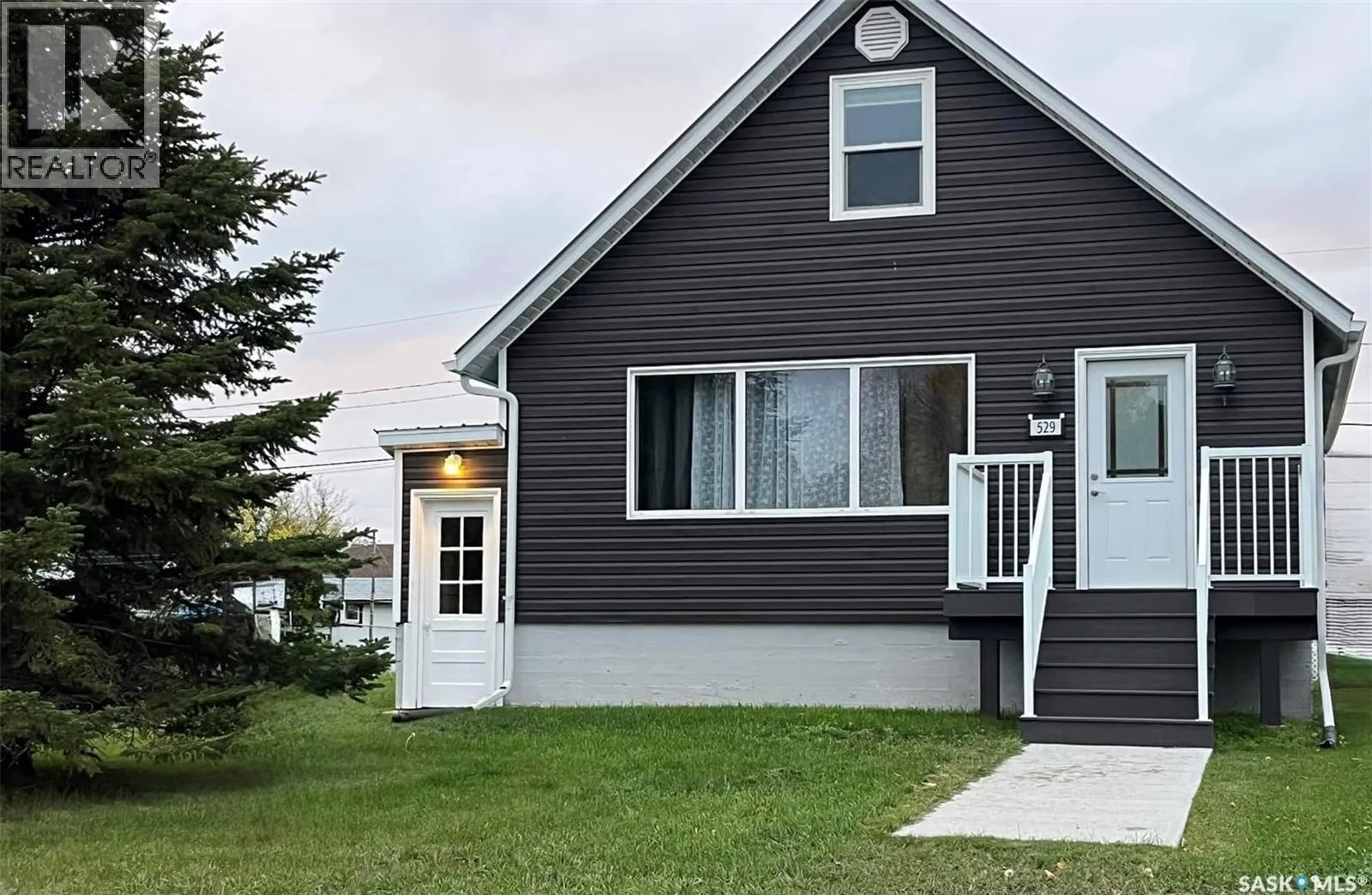 House for rent: 529 Albert Street, Hudson Bay, Saskatchewan S0E 0Y0