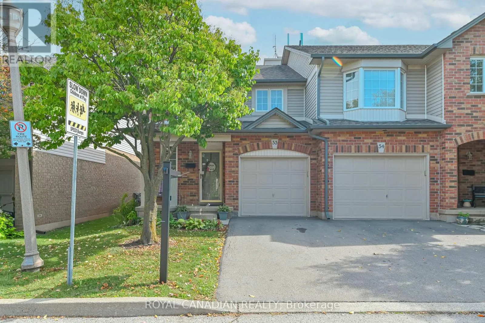 Row / Townhouse for rent: 53 - 311 Highway 8, Hamilton, Ontario L8G 5G5