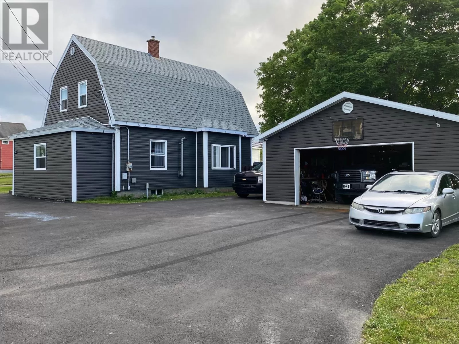 House for rent: 53 Ocean Ave, Dominion, Nova Scotia B1G 1R4