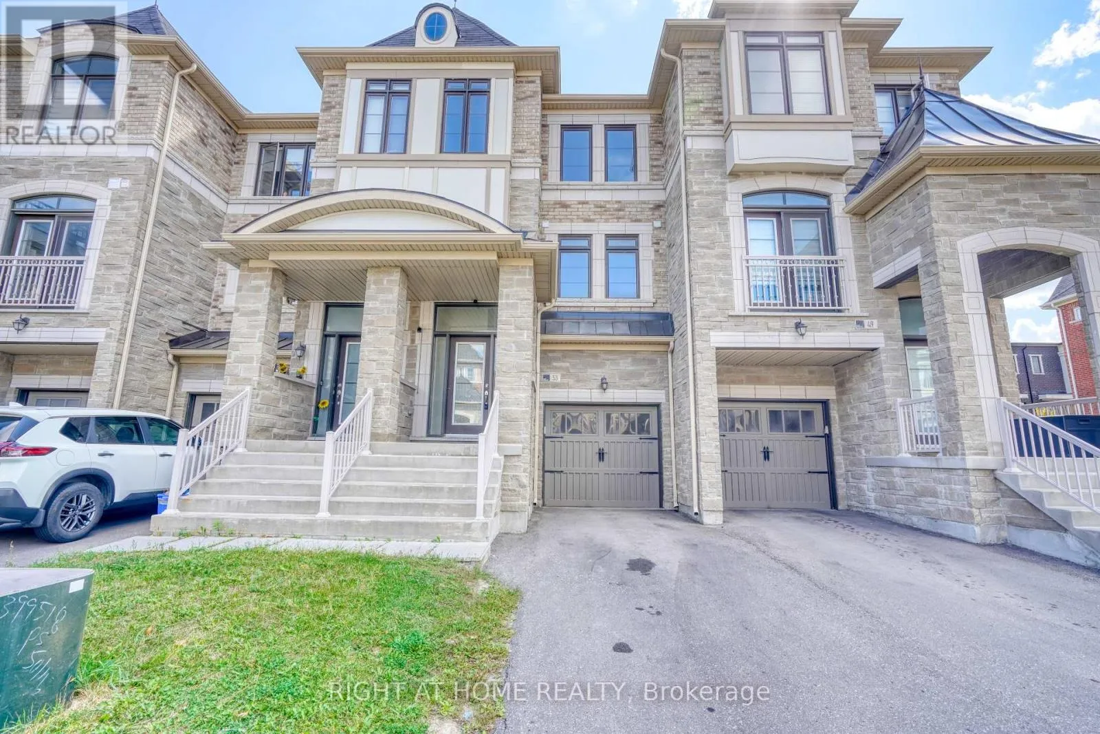 Row / Townhouse for rent: 53 Sandwell Street, Vaughan, Ontario L4H 4R2
