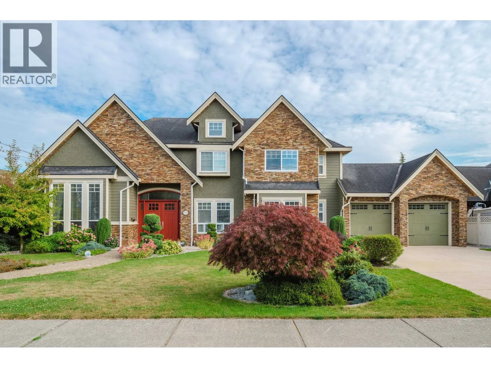 House for rent: 5300 Westminster Avenue, Delta, British Columbia V4K 2J2