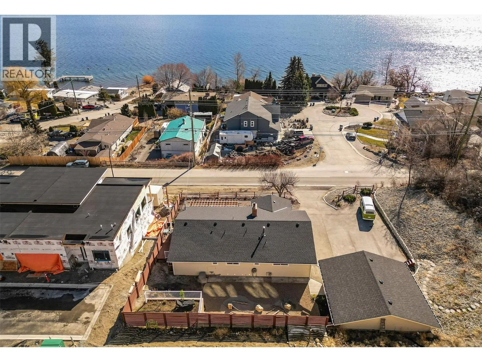 House for rent: 5308 Buchanan Road, Peachland, British Columbia V0H 1X1