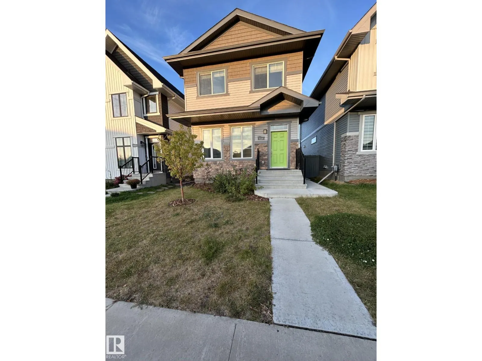House for rent: 5316 Godson Pt Nw, Edmonton, Alberta T5T 4P8