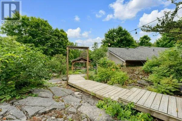 House for rent: 532 County Road 14 Road, Stone Mills, Ontario K0K 2W0