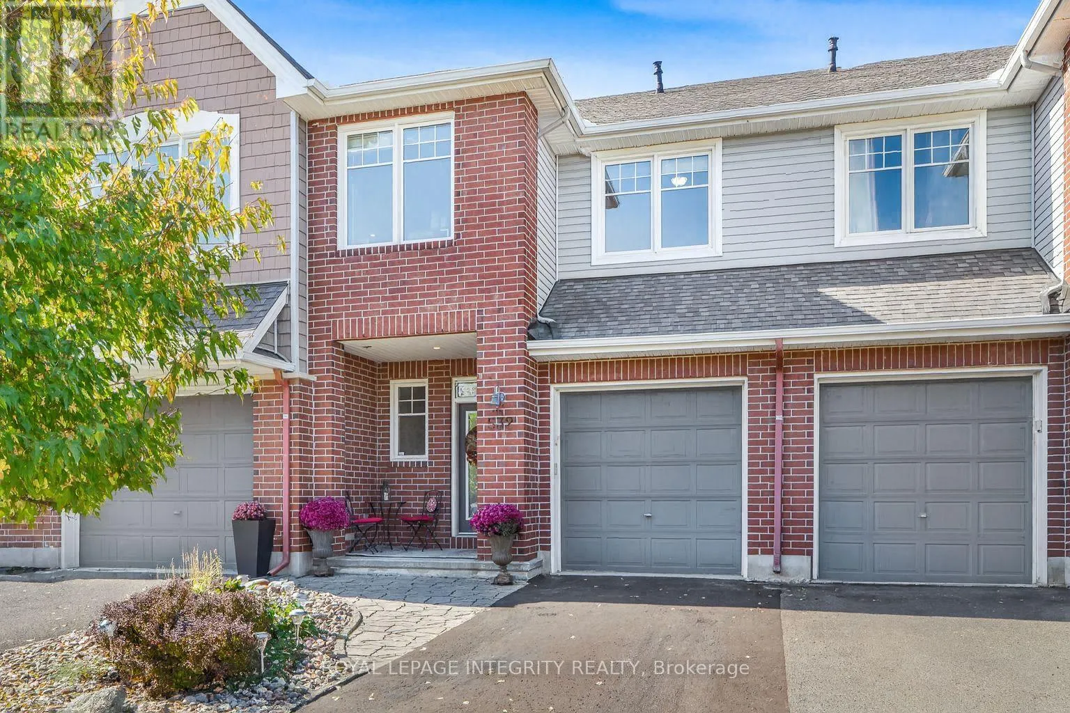 Row / Townhouse for rent: 532 Rochefort Circle, Ottawa, Ontario K4A 0M8