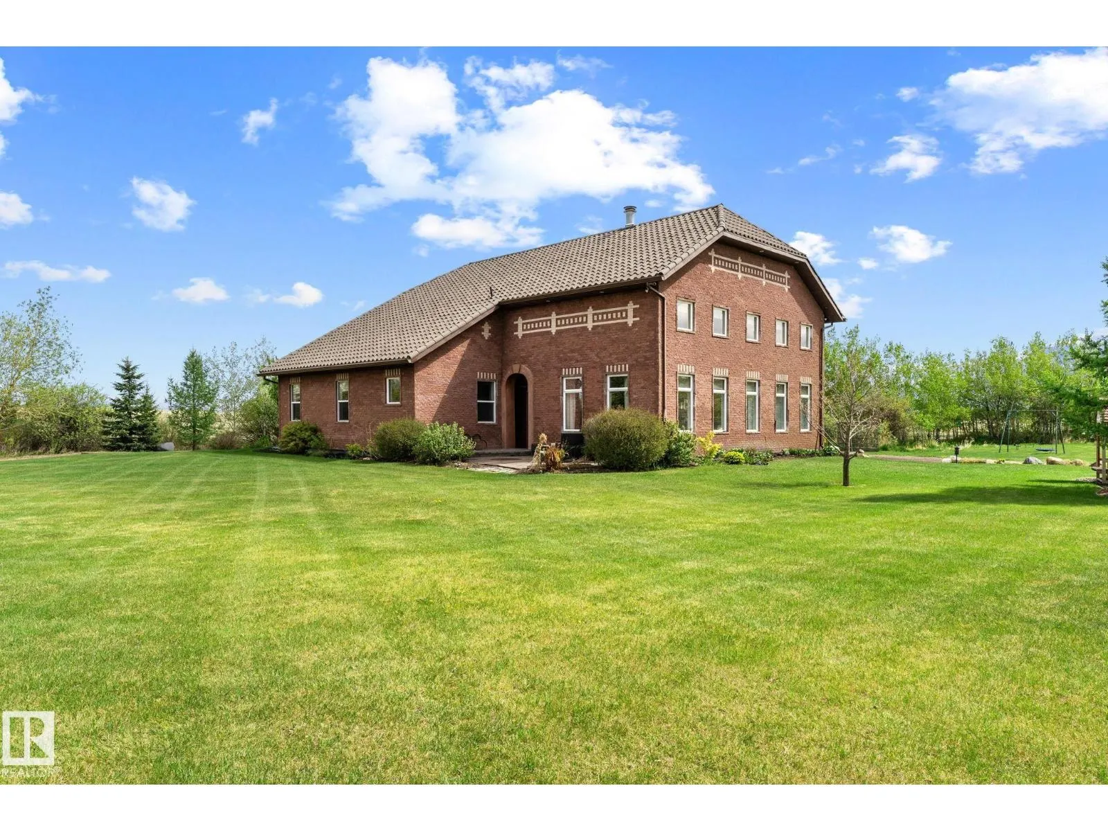 House for rent: 53341 Hwy 21, Rural Strathcona County, Alberta T8A 4V1