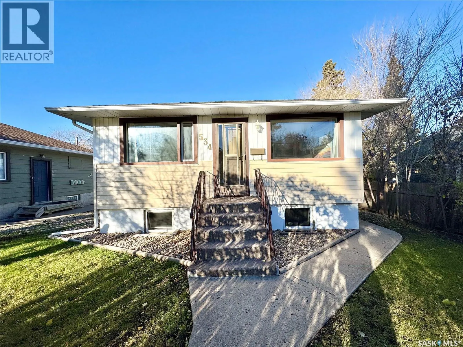 House for rent: 534 21st Street E, Prince Albert, Saskatchewan S6V 1M4