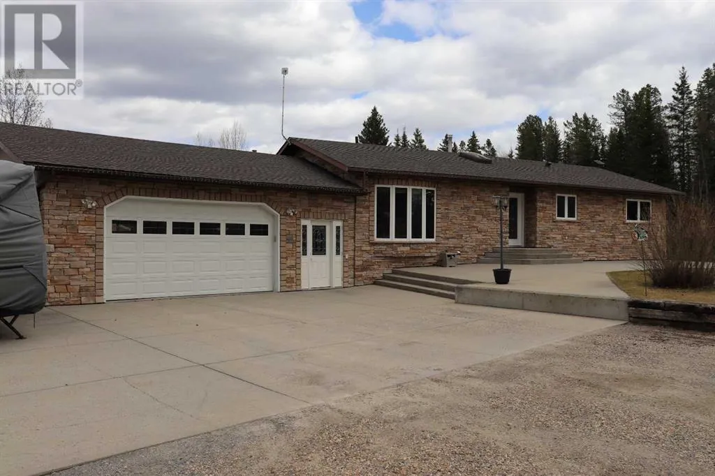 House for rent: 53515 Range Road 165a, Rural Yellowhead County, Alberta T7E 3K9
