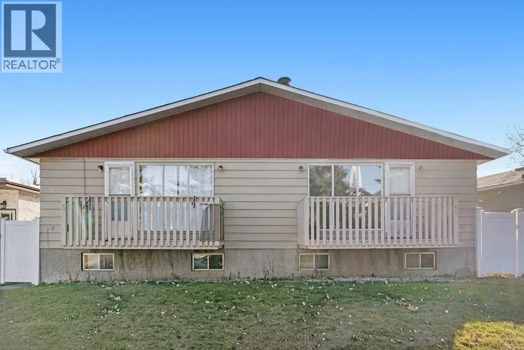 53,55 Dovercliffe Way Se, Calgary, Alberta T2B 1W6