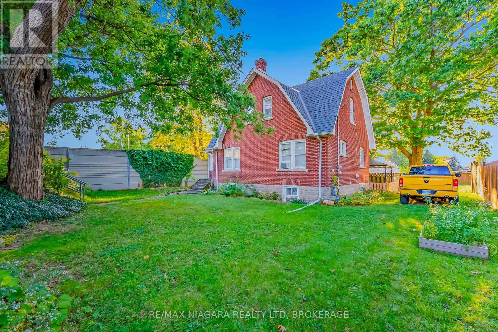 House for rent: 5365 Portage Road, Niagara Falls, Ontario L2E 6B8