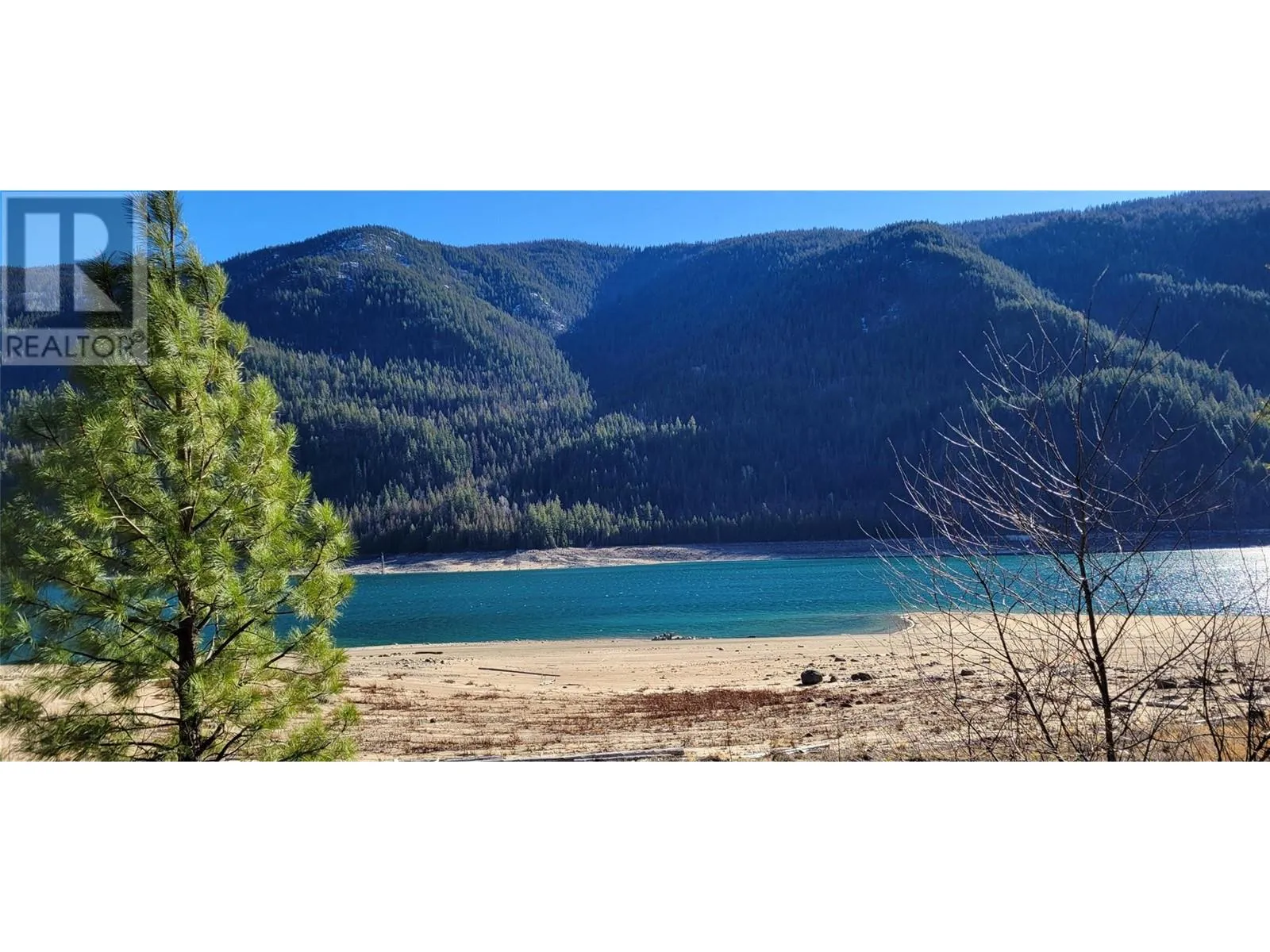 Other for rent: 5378 Broadwater Road, Castlegar, British Columbia V2N 4V8