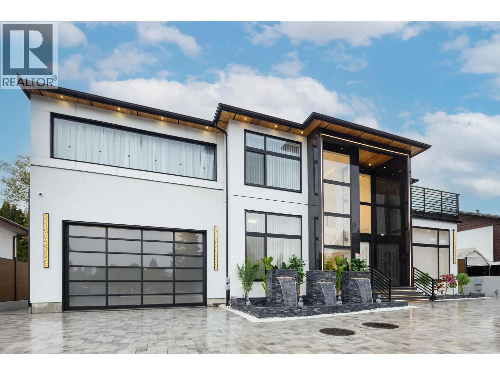 House for rent: 5385 Shelby Court, Burnaby, British Columbia V5G 1V3