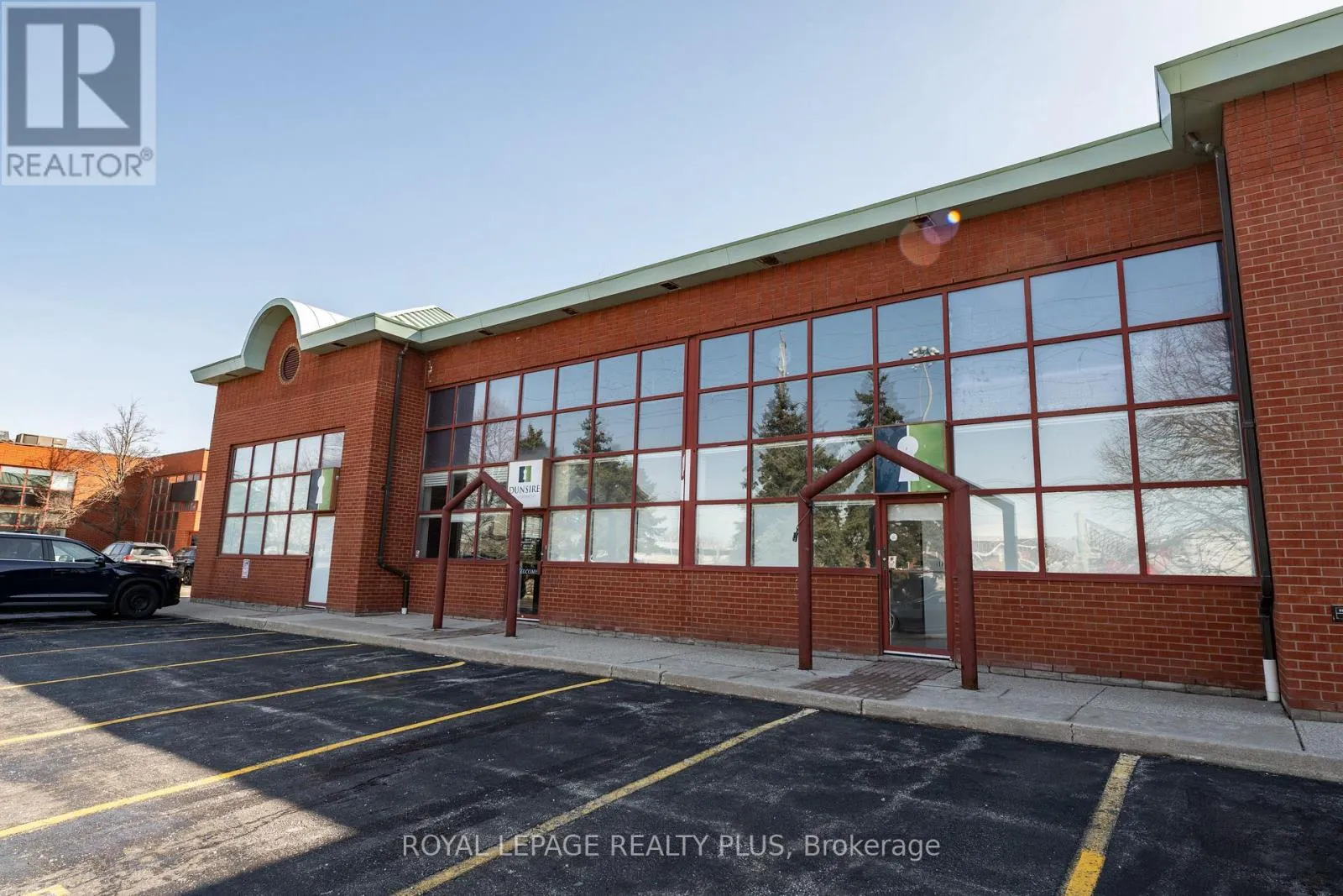 Retail for rent: 54 - 5100 South Service Road, Burlington, Ontario L7L 6A5