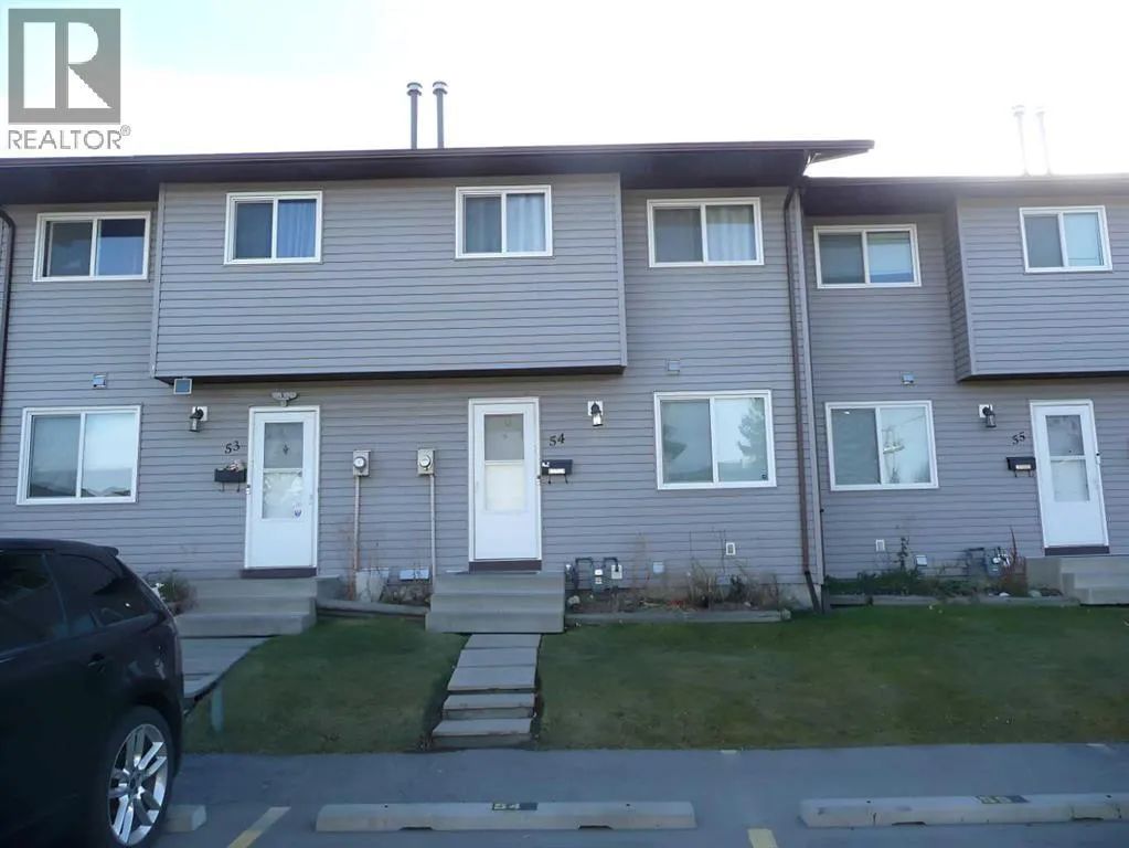 Row / Townhouse for rent: 54, 6020 Temple Drive Ne, Calgary, Alberta T1Y 4R5