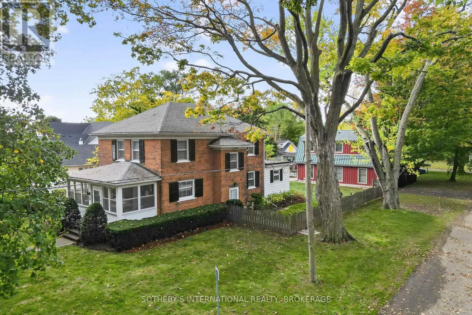 House for rent: 54 Platoff Street, Niagara-on-the-Lake, Ontario L0S 1J0