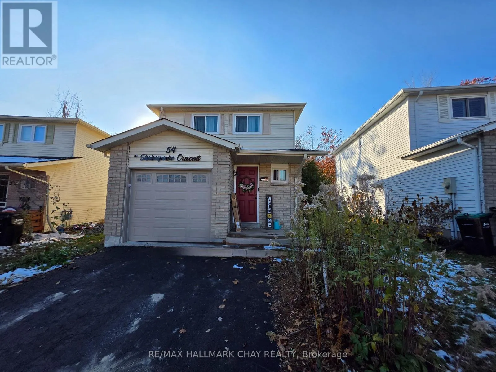 House for rent: 54 Shakespeare Crescent, Barrie, Ontario L4N 6C1