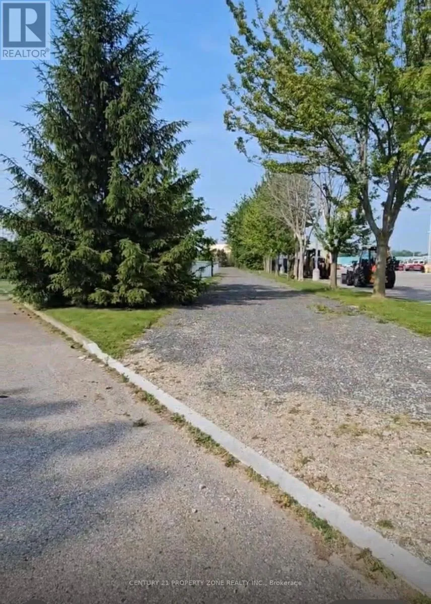 54 Siemens Drive, Chatham-Kent, Ontario N7M 6M5