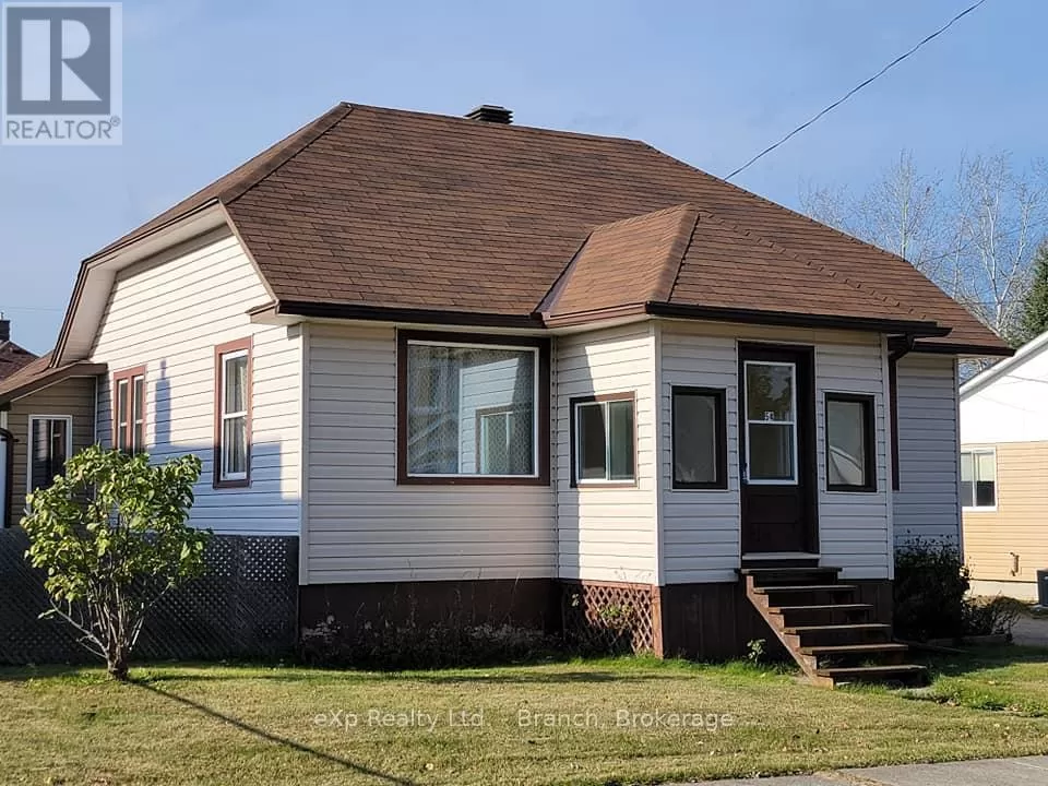 House for rent: 54 Sixth Street, Smooth Rock Falls, Ontario P0L 2B0