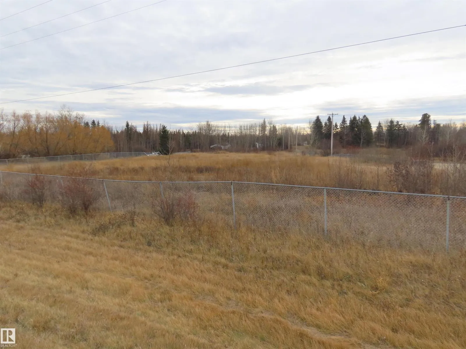 No Building for rent: 5400 48 St, Sangudo, Alberta T0E 2A0