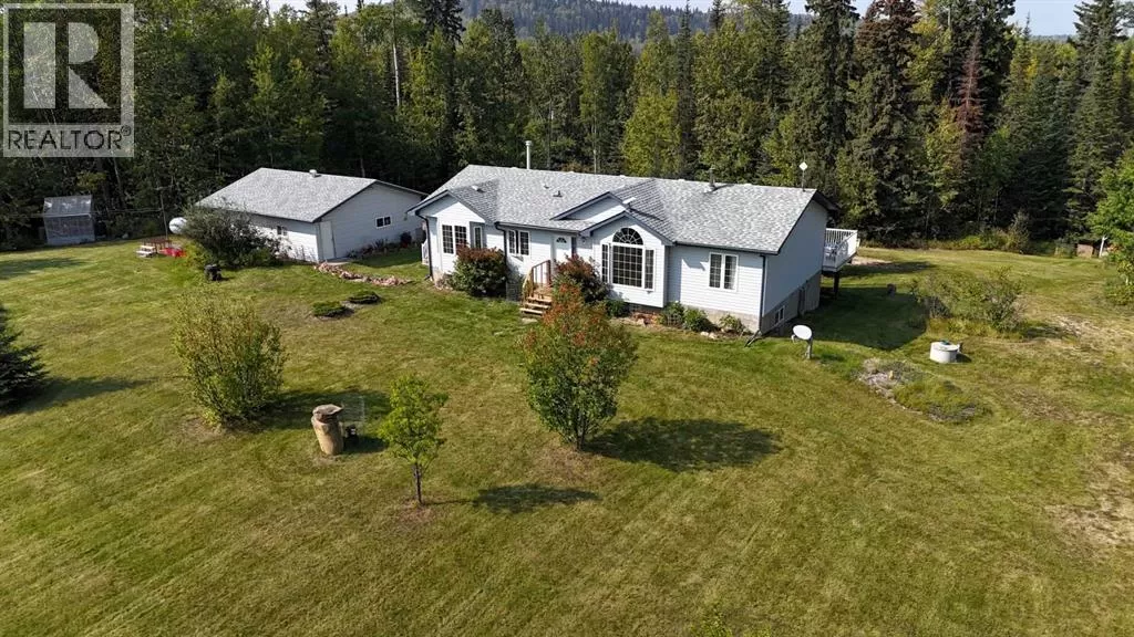 House for rent: 54025 Range Road 180  N, Edson, Alberta T7E 3M3