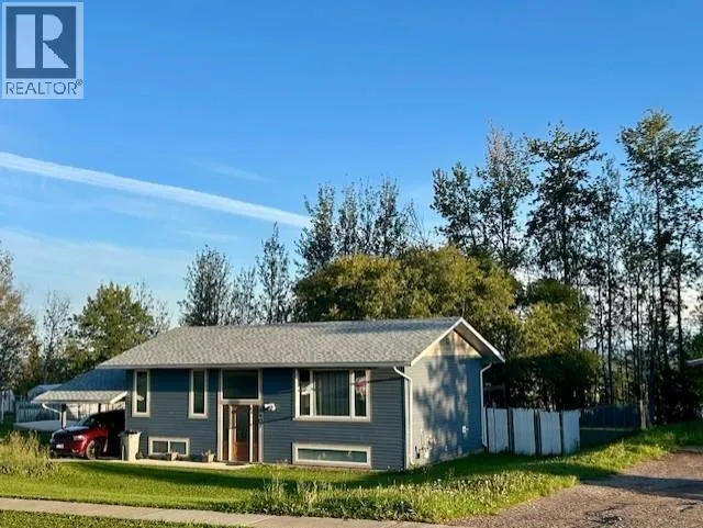 House for rent: 5407 W 54 Avenue, Fort Nelson, British Columbia V0C 1R0