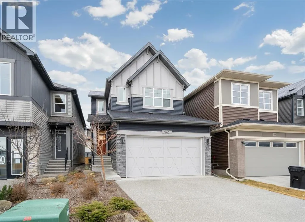 House for rent: 541 Savanna Drive Ne, Calgary, Alberta T3J 2J8