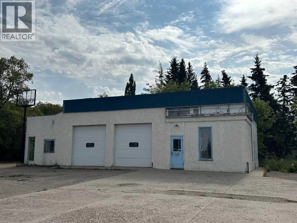 Commercial Mix for rent: 5413 College Drive, Vermilion, Alberta T9X 1X8