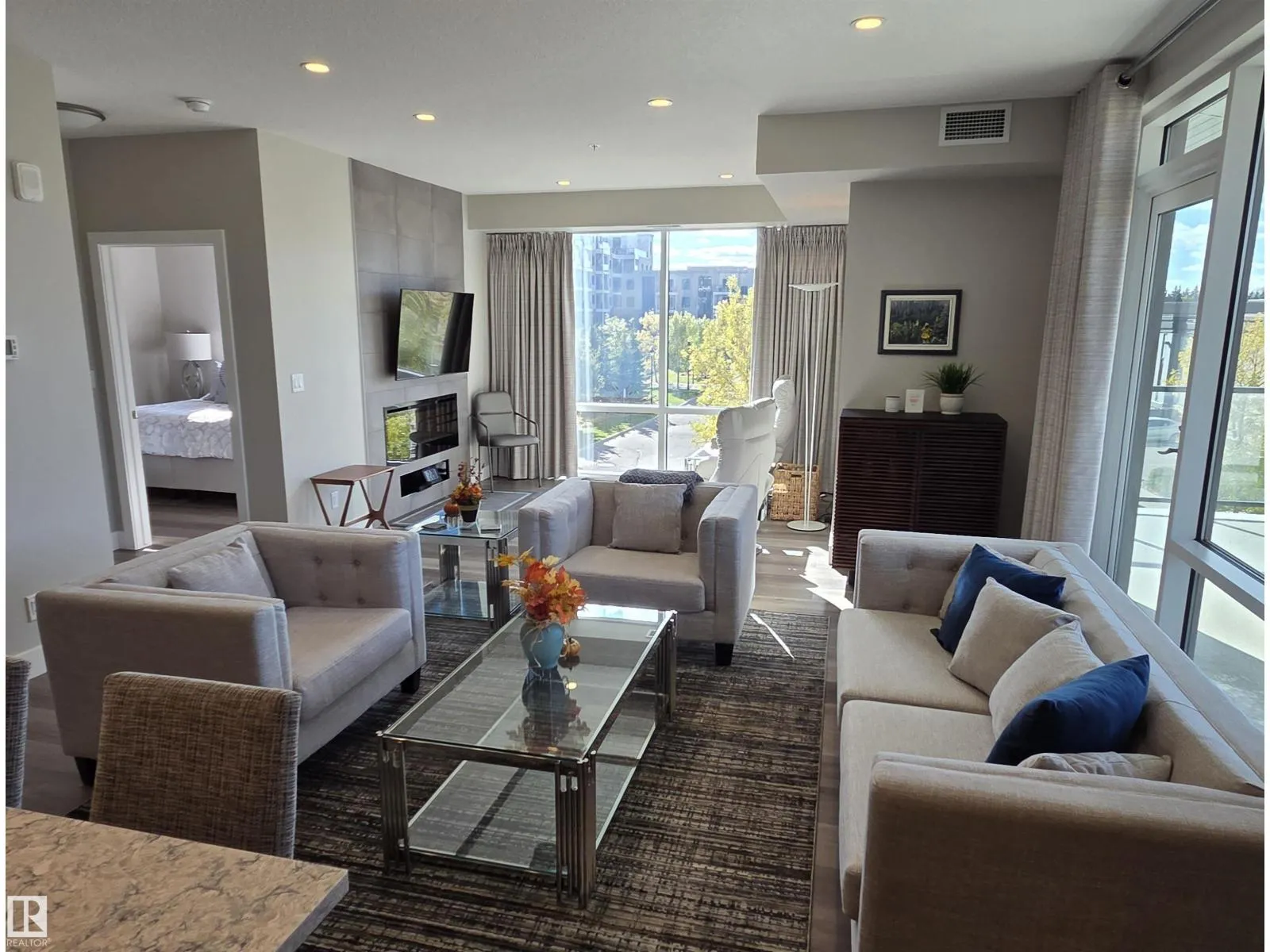 Apartment for rent: #542 200 Bellerose Dr, St. Albert, Alberta T8N 7P7