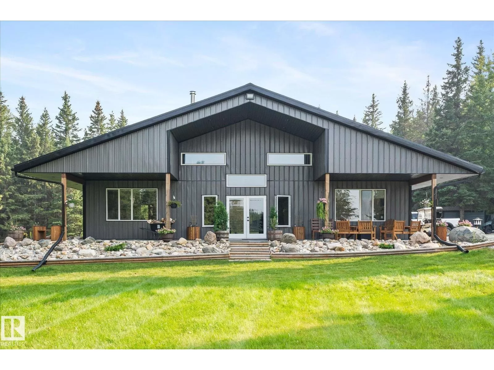 House for rent: 54205 Rge Rd 20, Rural Lac Ste. Anne County, Alberta T0E 1V0