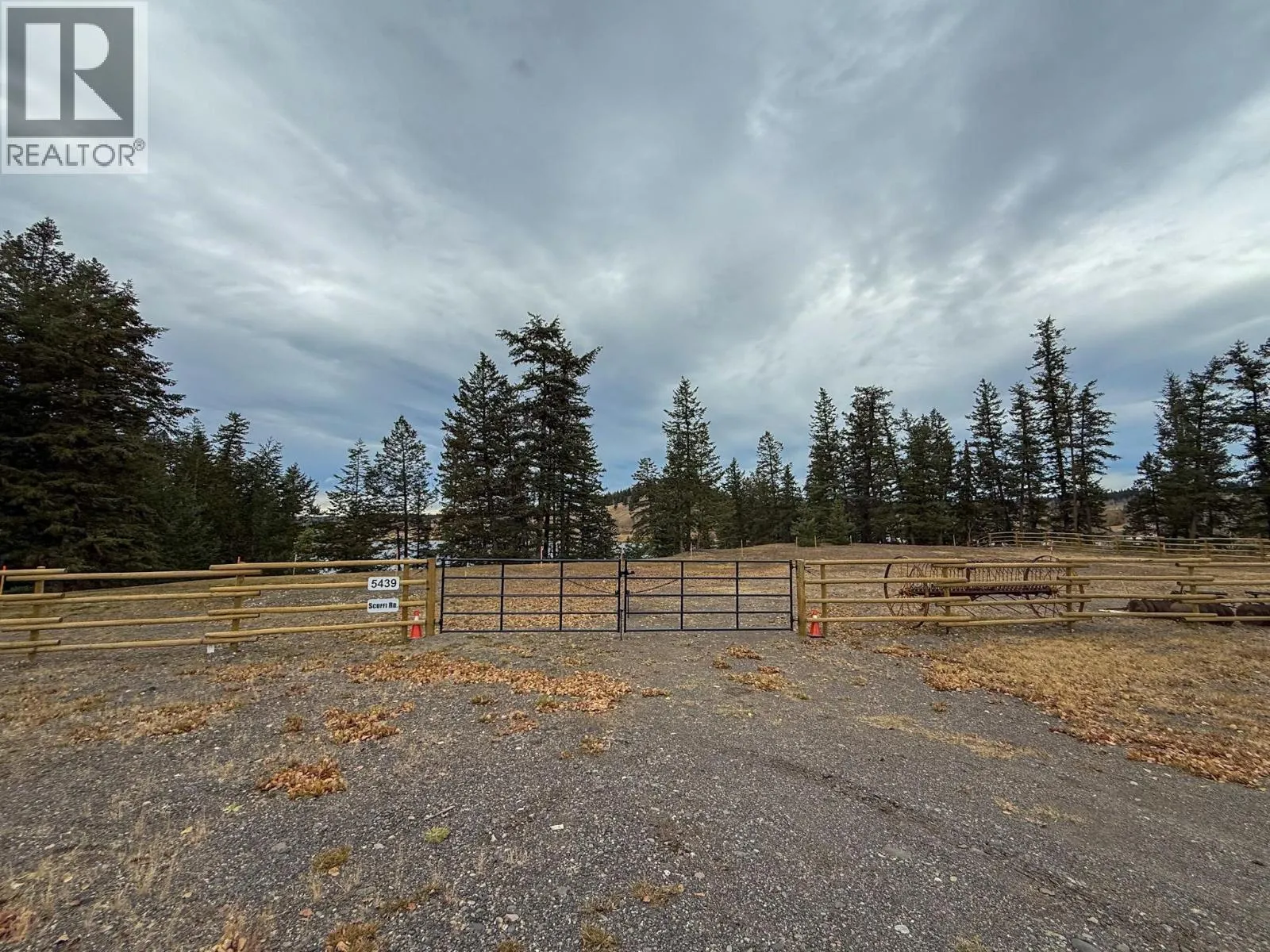 5439 Scuffi Road, 100 Mile House, British Columbia V0K 2E0