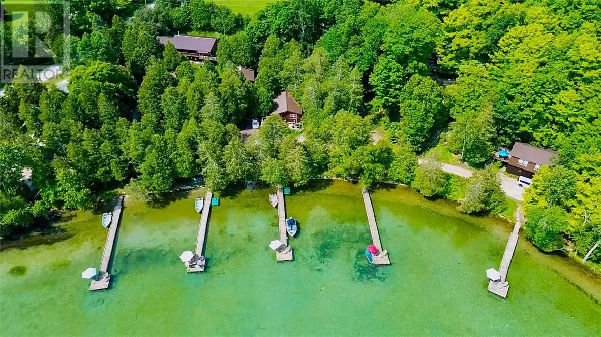 Recreational for rent: 544 Ketchankookem Trail, Mindemoya, Manitoulin Island, Ontario P0P 1S0