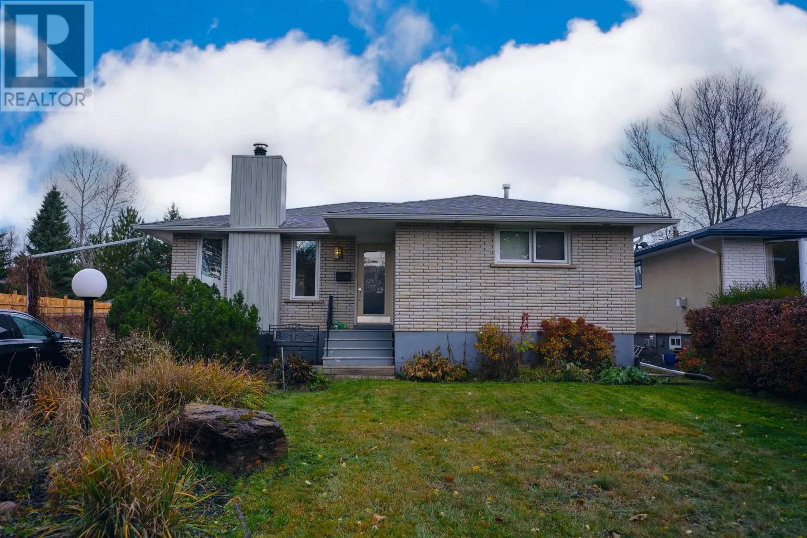 545 Cambrian Cres, Thunder Bay, Ontario P7C 5C2