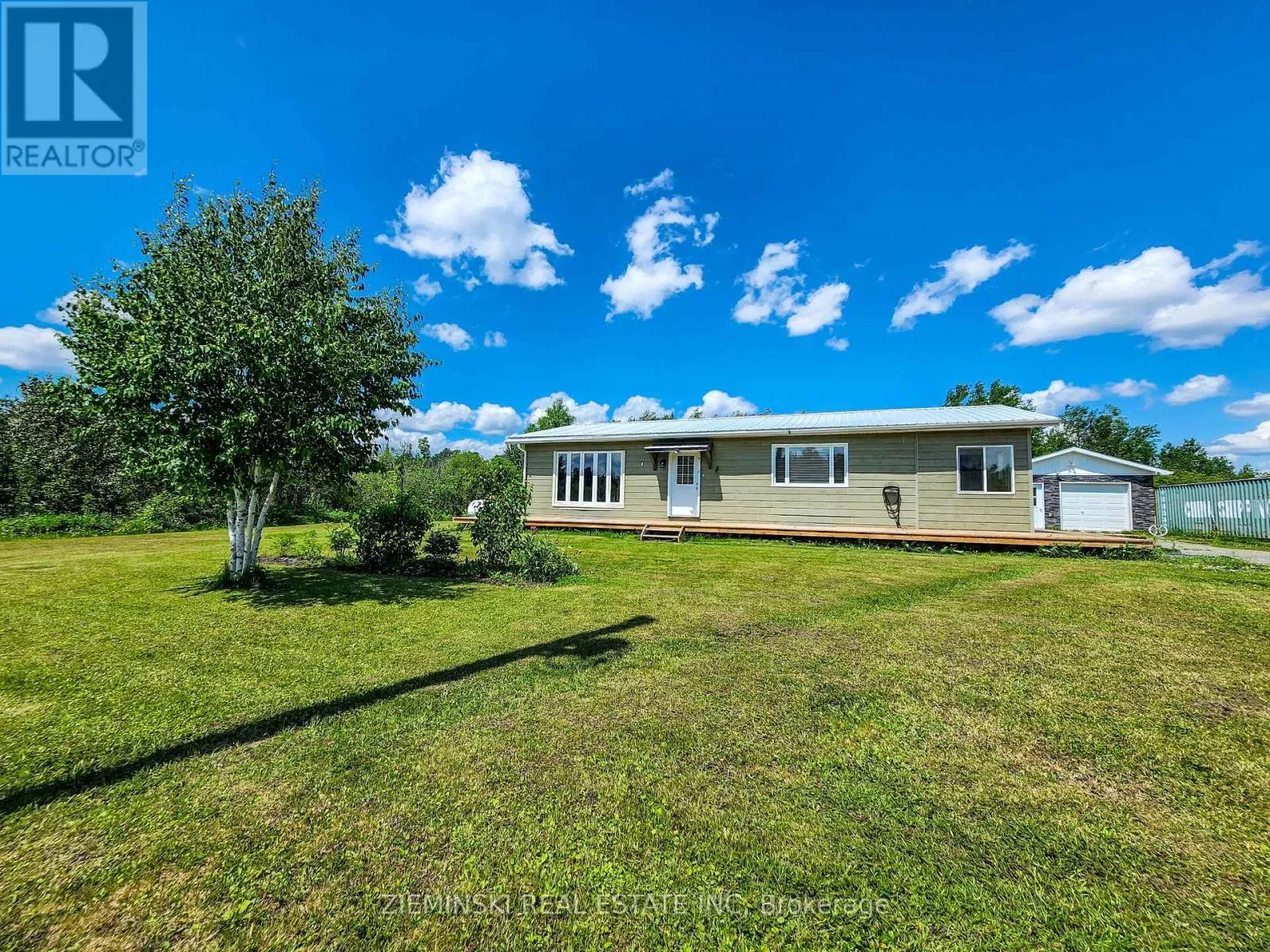 House for rent: 545 Silver Queen Lake Road, Cochrane, Ontario P0L 1C0