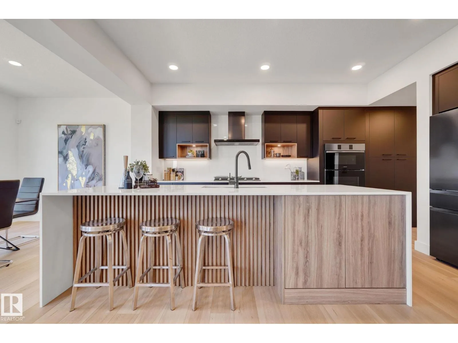 House for rent: 5455 Kootook Rd Sw, Edmonton, Alberta T6W 2Z5