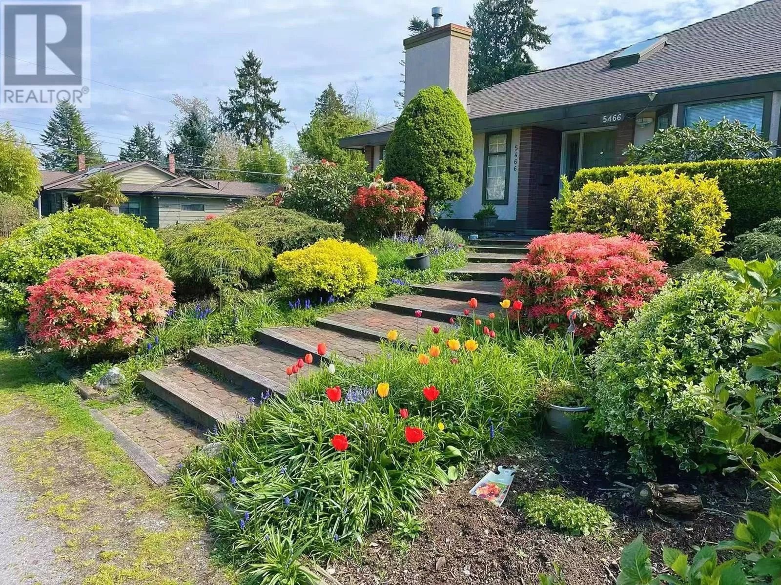 House for rent: 5466 15b Avenue, Delta, British Columbia V4M 2G9