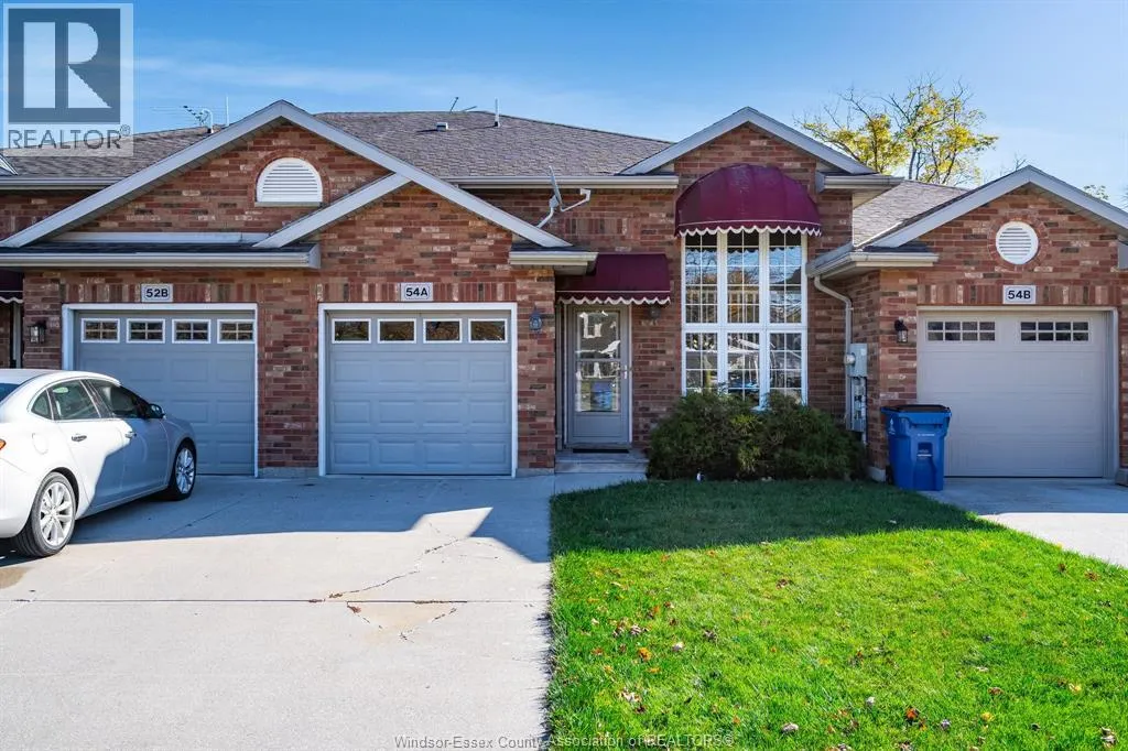 Row / Townhouse for rent: 54a Queen Street South, Tilbury, Ontario N0P 2L0